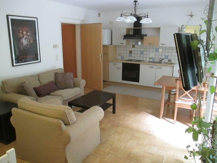 Relaxing Terrace Apartment In Lively Area Виена Екстериор снимка
