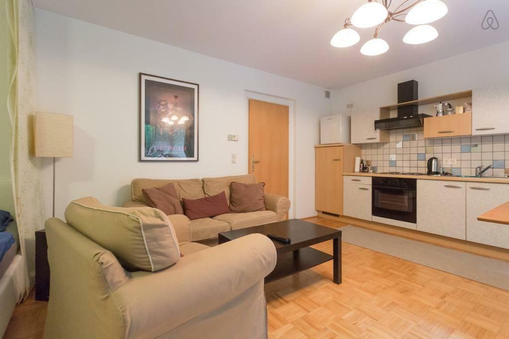 Relaxing Terrace Apartment In Lively Area Виена Екстериор снимка